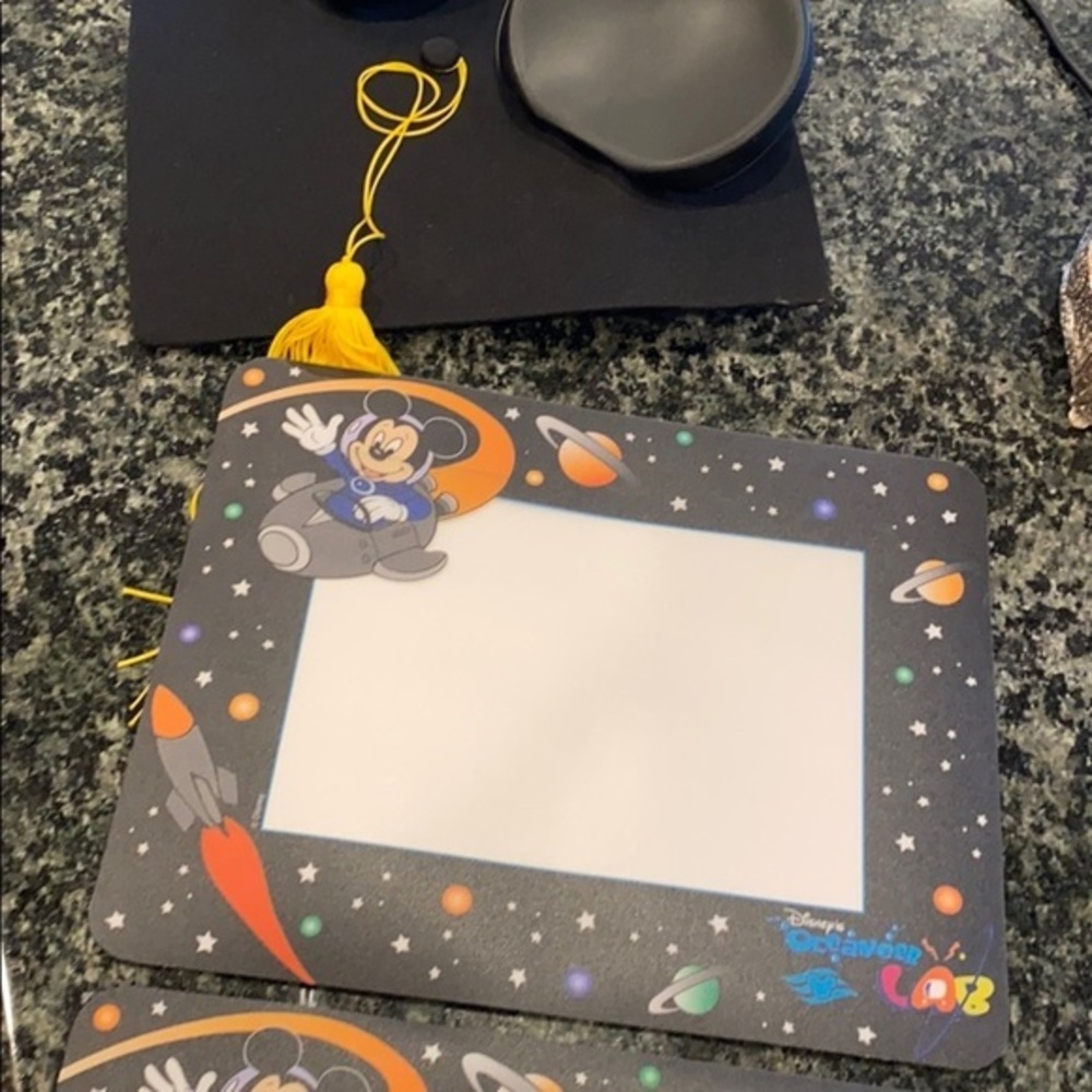 Bundle of 2 Micky mouse hat and 2 Disney mouse pad